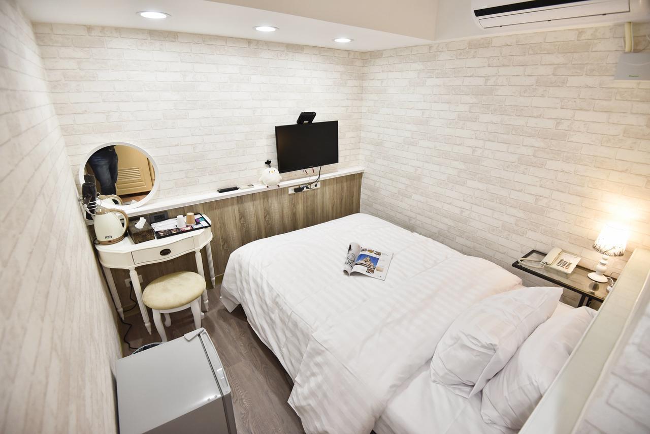 Migo Hotel Тайджун Екстериор снимка