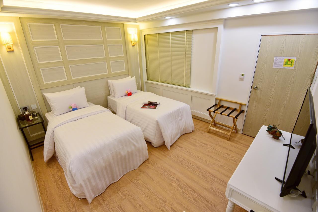 Migo Hotel Тайджун Екстериор снимка