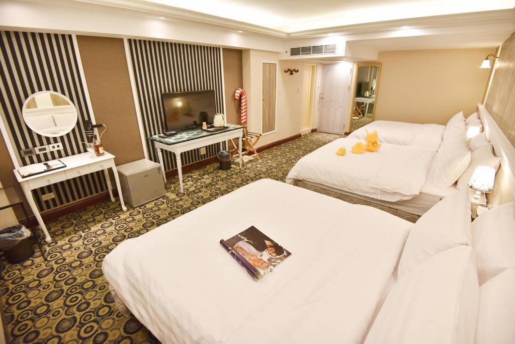 Migo Hotel Тайджун Екстериор снимка